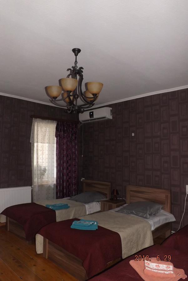 Guest House Gio Tbiliszi Kültér fotó